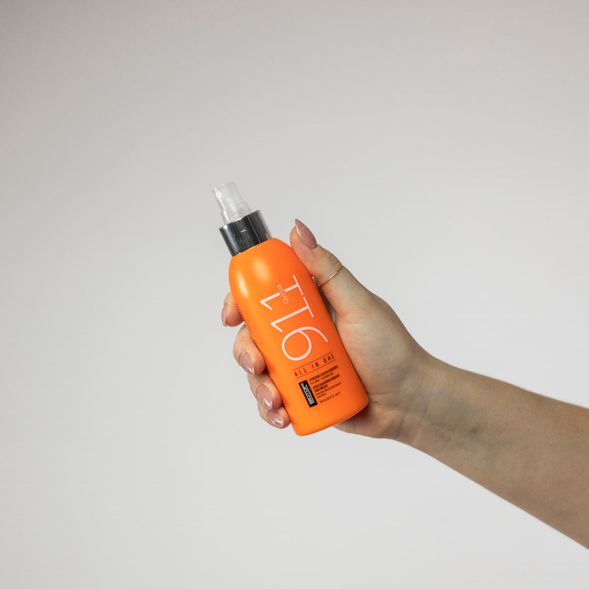 Multi-Tasking Hair Spray - Heat Protection Leave-In | BIOTOP 
